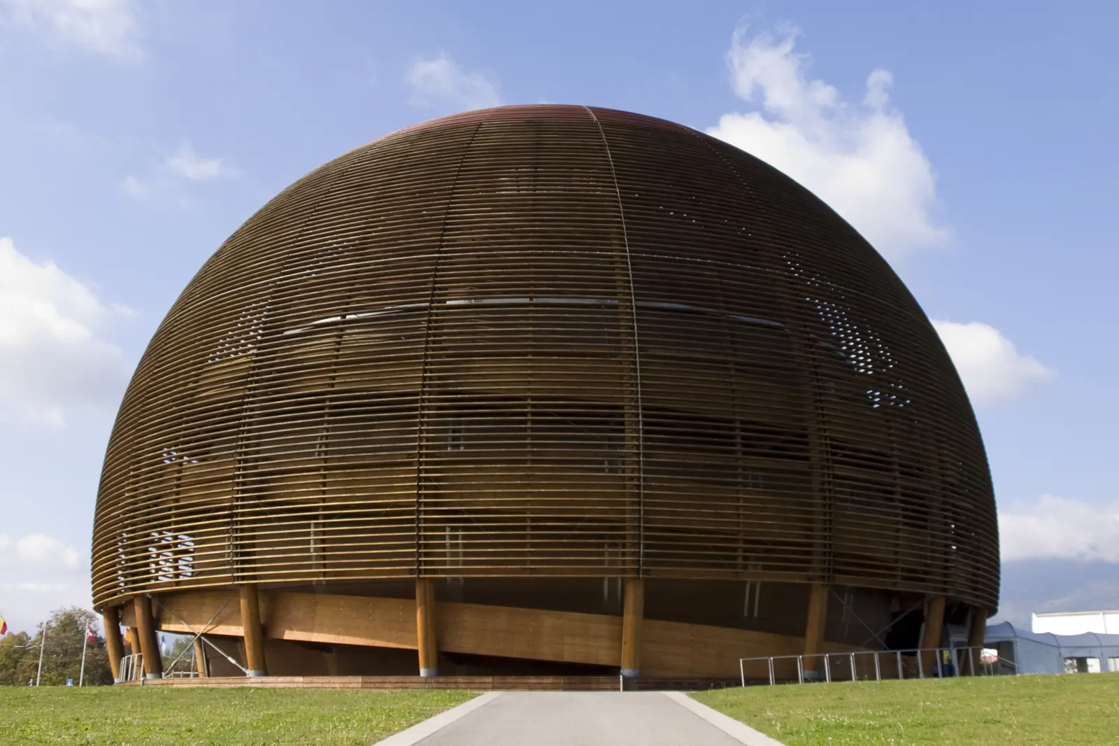 Globe de la Science et de l'Innovation au CERN à Genève Globe de la Science et de l'Innovation au CERN à Genève